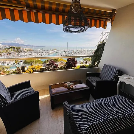 Marina Baie Des Anges - -