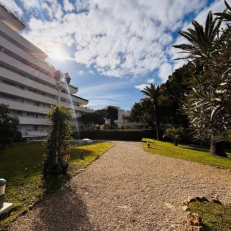 Appartement Marina Baie Des Anges - - *