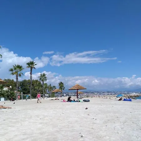 Marina Baie Des Anges - - Apartamento