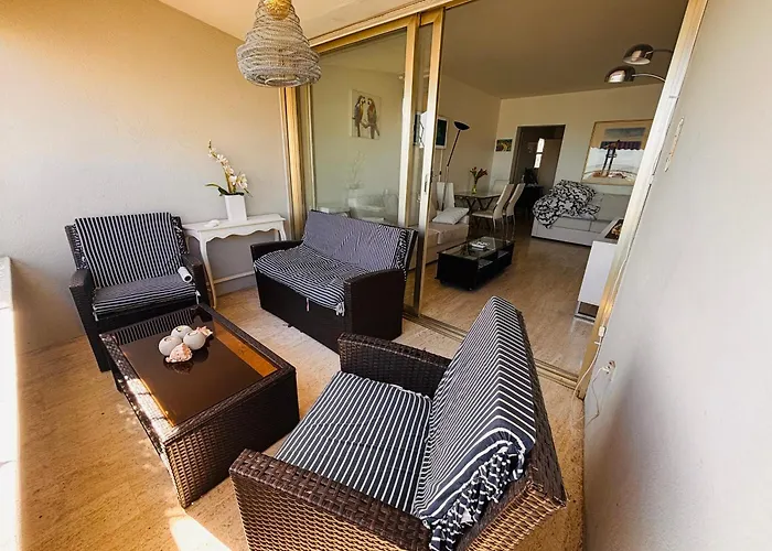 Marina Baie Des Anges - - Apartment