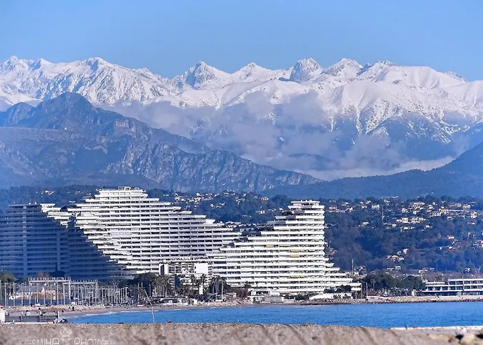Marina Baie Des Anges - - Villeneuve-Loubet