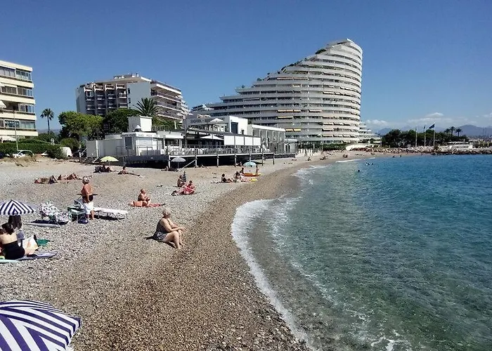 Marina Baie Des Anges - - * Villeneuve-Loubet